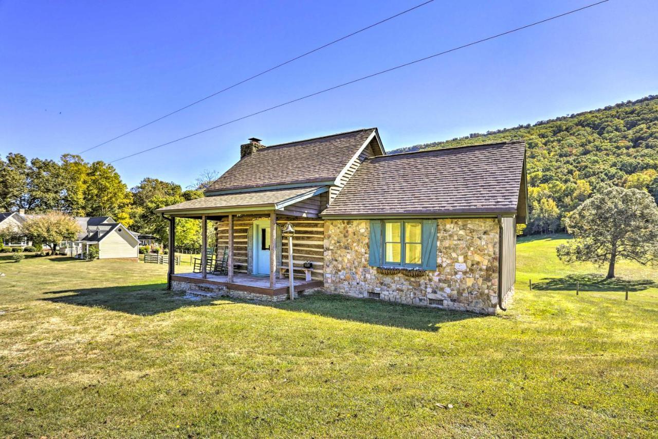 Lovely Pet-Friendly Flat Rock Cabin From 1905 Rising Fawn Экстерьер фото